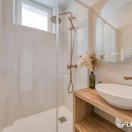 Apartment Bright 1br Faubourg St-antoine 11th